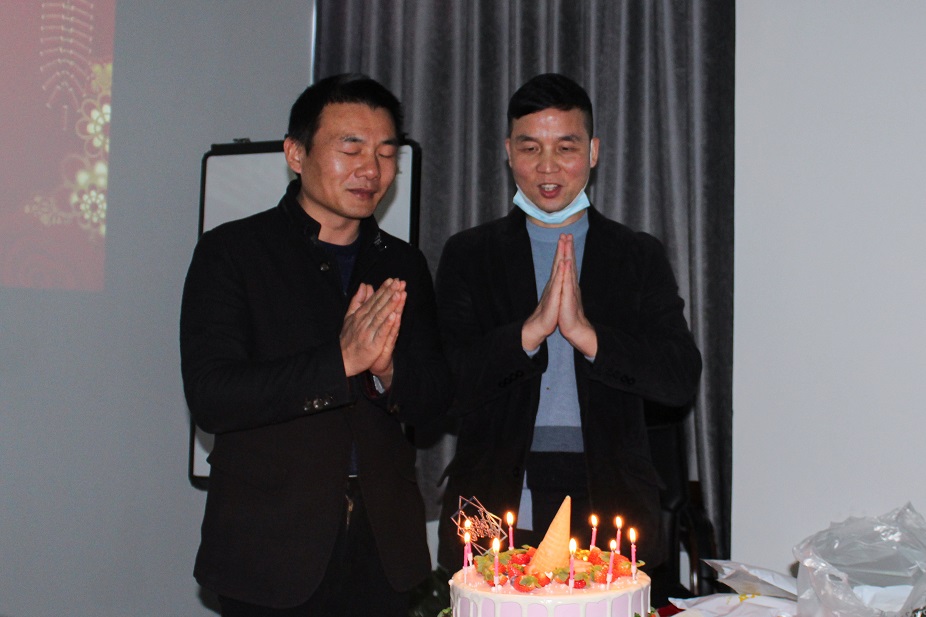 震儀股份 | 2022年第四季度員工生日會
