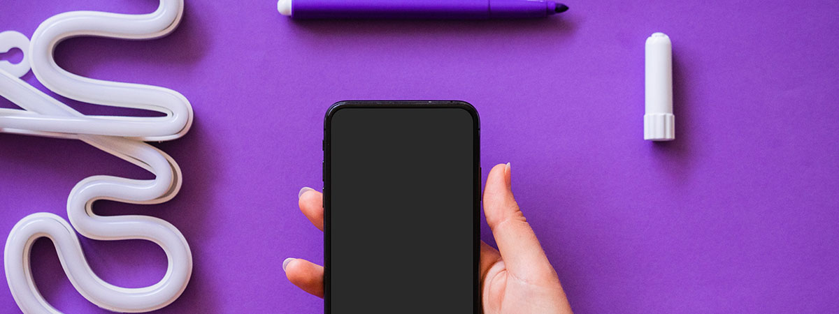 What equipment does the MiniLED glass substrate need to realize the anti-fingerprint function?